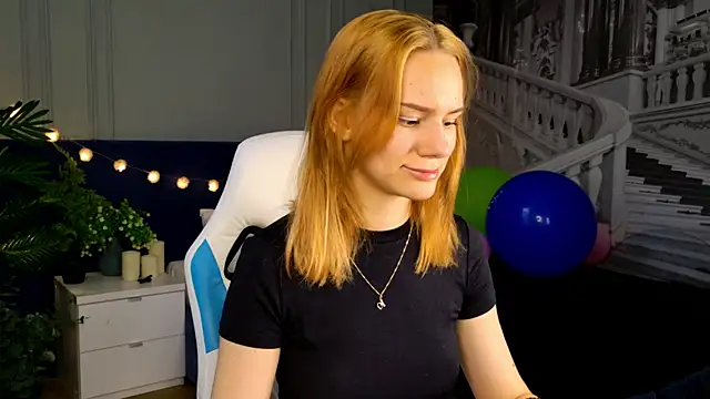 Snapshot of Ramona___ chatting on September 14, 2025, 6:12 am Ramona    online show from September 14, 2025, 6:12 am
