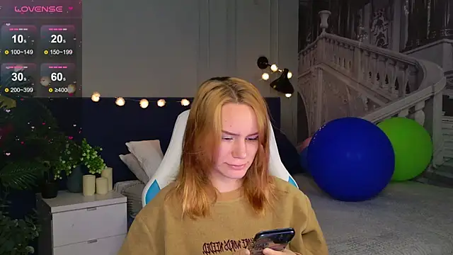 Snapshot of Ramona___ chatting on September 24, 2025, 5:55 am Ramona    online show from September 24, 2025, 5:55 am