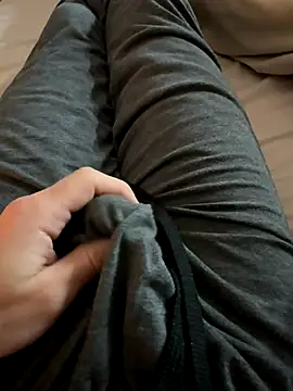 Snapshot of j1991j chatting on September 12, 2025, 9:37 pm j1991j online show from September 12, 2025, 9:37 pm