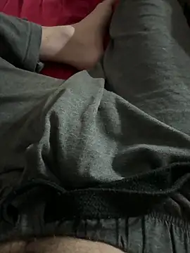 Snapshot of j1991j chatting on October 18, 2025, 6:05 am j1991j online show from October 18, 2025, 6:05 am