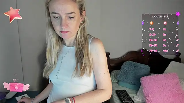 1Sweetnina online show from January 17, 2025, 10:45 pm