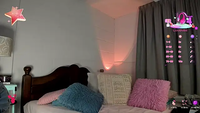 1Sweetnina online show from June 26, 2026, 11:09 pm
