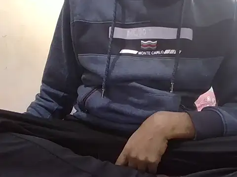 aakash ModelBrown online show from December 14, 2024, 11:39 am