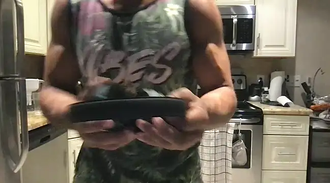 BigGuyMuscle online show from February 14, 2025, 12:30 am