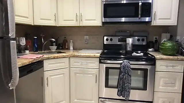 BigGuyMuscle online show from January 16, 2026, 4:22 pm