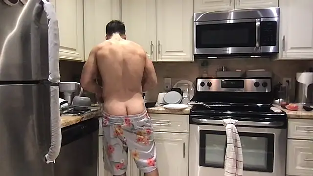 BigGuyMuscle online show from February 14, 2026, 1:35 am