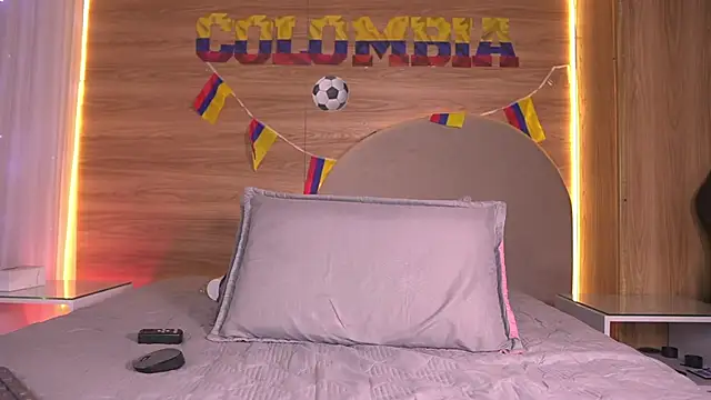 alexaa walker online show from July 7, 2026, 11:58 am