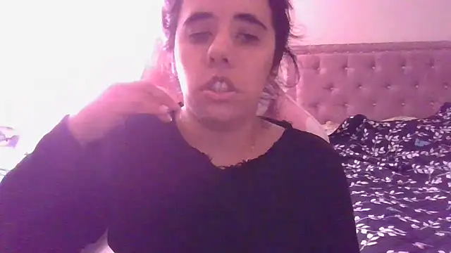 annarose19 online show from December 4, 2024, 5:33 pm