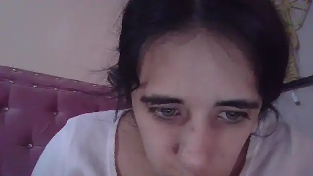 annarose19 online show from December 12, 2024, 4:26 am