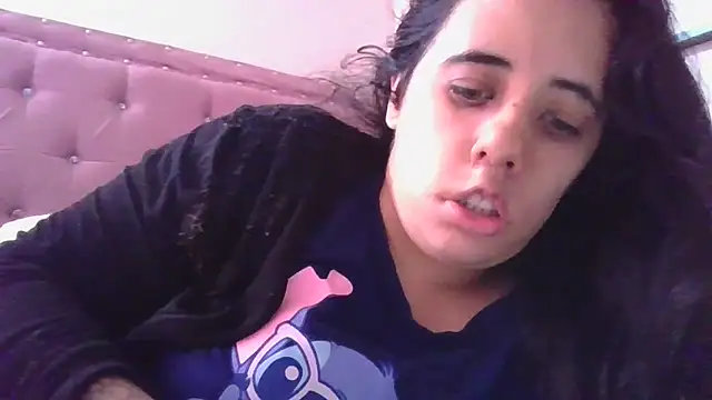 Snapshot of annarose19 chatting on September 17, 2025, 7:37 pm annarose19 online show from September 17, 2025, 7:37 pm