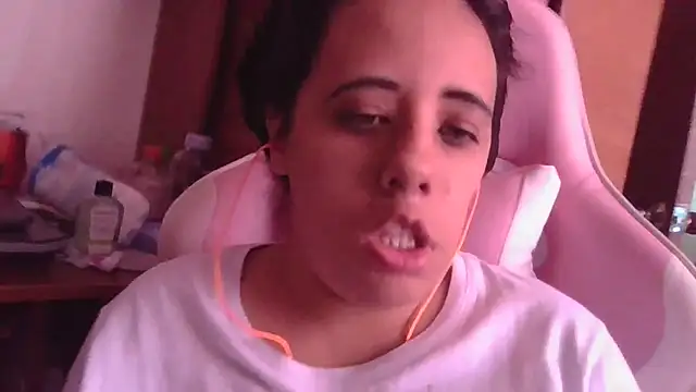 annarose19 online show from November 22, 2025, 5:56 pm