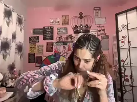 latinacubana online show from January 23, 2025, 1:30 am