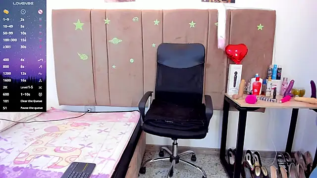 Snapshot of Zaly_mature chatting on January 15, 2025, 2:17 am Zaly mature online show from January 15, 2025, 2:17 am