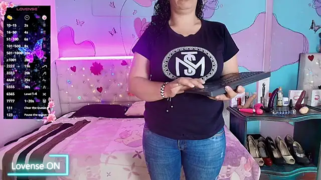 Zaly mature online show from June 16, 2026, 10:01 pm