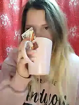 Zuli Kiska online show from December 4, 2024, 11:52 am