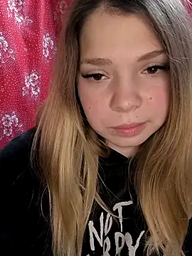 Zuli Kiska online show from December 2, 2025, 8:26 pm