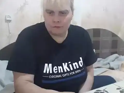 Ameliabusty online show from December 25, 2024, 2:13 pm