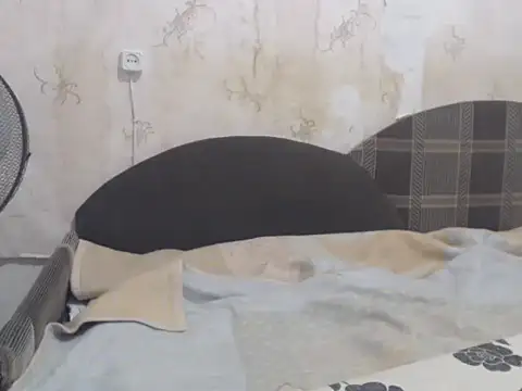 Ameliabusty online show from January 19, 2025, 2:06 pm