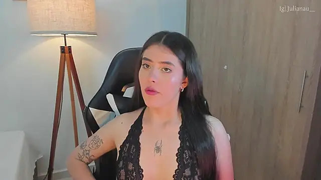 Snapshot of iriswest_ chatting on February 15, 2025, 11:47 pm iriswest online show from February 15, 2025, 11:47 pm