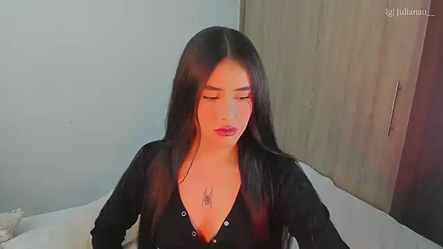 Snapshot of iriswest_ chatting on February 26, 2025, 10:42 pm iriswest online show from February 26, 2025, 10:42 pm
