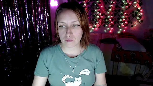 kittykalor09 online show from February 25, 2026, 1:37 am