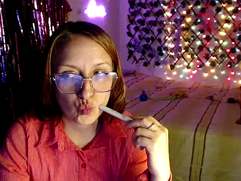 kittykalor09 online show from February 28, 2026, 3:51 am