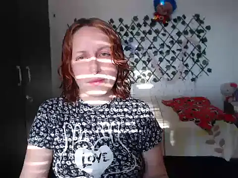 kittykalor09 online show from March 13, 2026, 10:05 pm