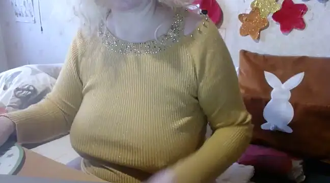 QueenLana online show from January 6, 2025, 10:46 am