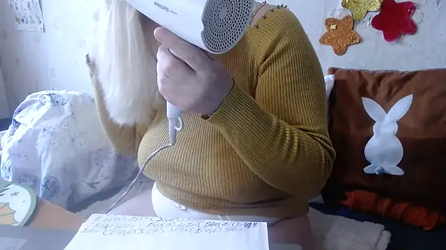 QueenLana online show from February 8, 2025, 9:24 am