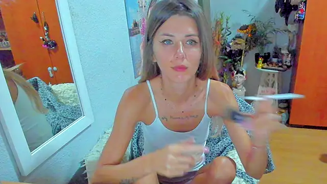 Snapshot of marie_marie03 chatting on September 26, 2025, 5:55 am marie marie03 online show from September 26, 2025, 5:55 am