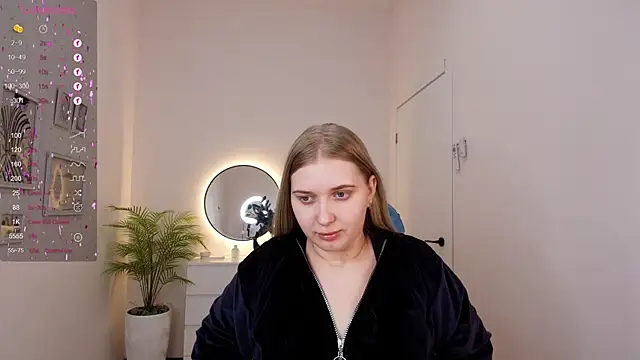 Snapshot of Adr1ana_ chatting on January 24, 2025, 2:07 am Adr1ana online show from January 24, 2025, 2:07 am