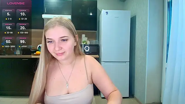 Adr1ana  online show from November 1, 2025, 7:21 am