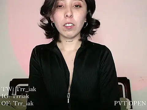 babyluna 8 8 online show from November 28, 2025, 12:02 am