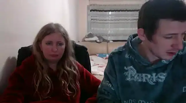 PeterAndJen online show from February 11, 2025, 4:13 pm