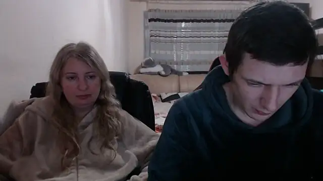 PeterAndJen online show from February 19, 2025, 5:06 pm