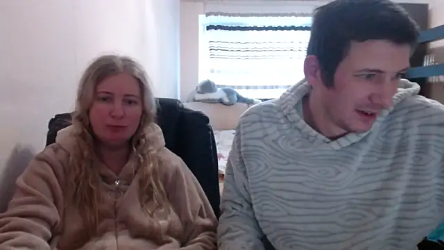 PeterAndJen online show from February 24, 2025, 2:15 pm