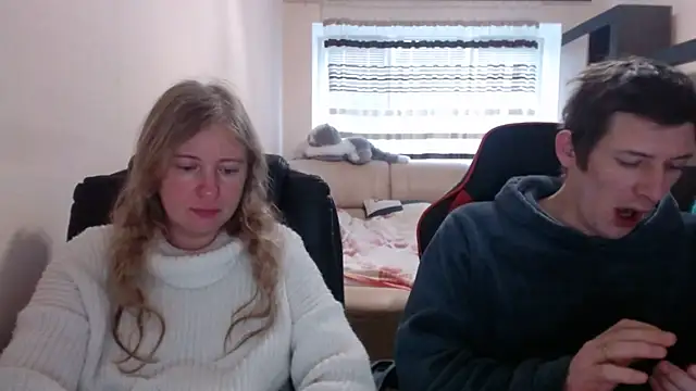 PeterAndJen online show from February 28, 2025, 7:15 am