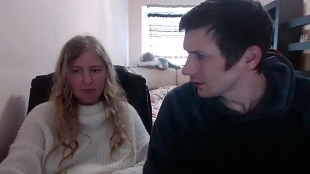 PeterAndJen online show from March 2, 2025, 4:42 pm