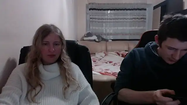 PeterAndJen online show from March 2, 2025, 7:45 pm