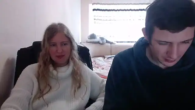 PeterAndJen online show from March 3, 2025, 3:53 pm