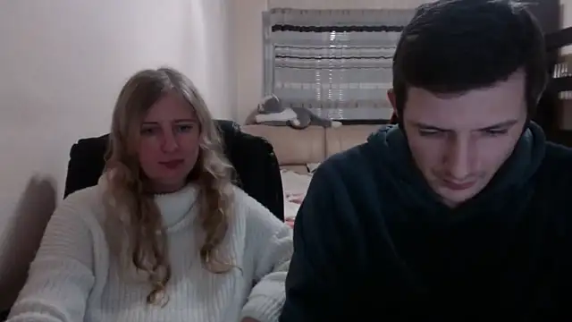 PeterAndJen online show from March 4, 2025, 7:01 pm