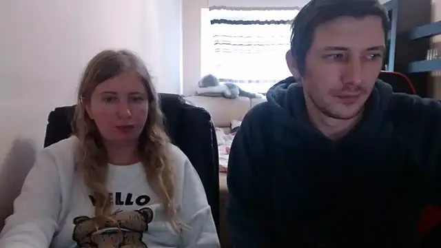 PeterAndJen online show from March 9, 2025, 12:53 pm
