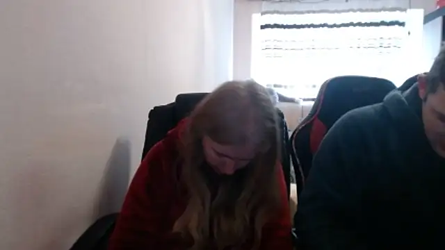 Snapshot of PeterAndJen chatting on February 21, 2026, 6:47 am PeterAndJen online show from February 21, 2026, 6:47 am