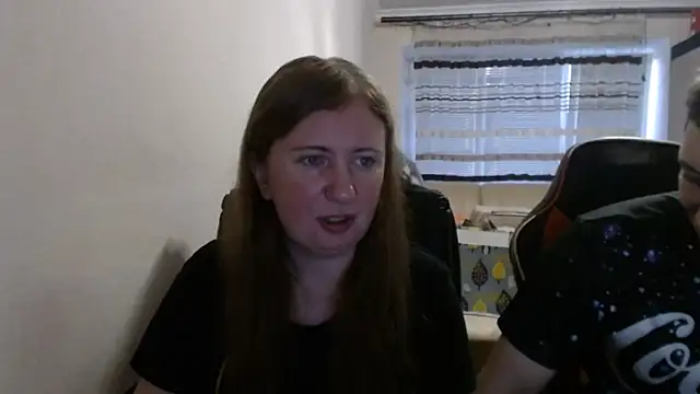 Snapshot of PeterAndJen chatting on July 25, 2026, 6:05 pm PeterAndJen online show from July 25, 2026, 6:05 pm