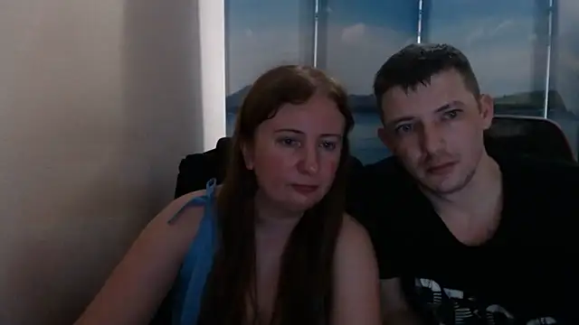 Snapshot of PeterAndJen chatting on August 1, 2026, 5:56 pm PeterAndJen online show from August 1, 2026, 5:56 pm