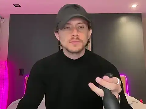 mcklister kinky feets online show from February 15, 2026, 12:14 pm