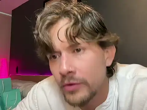 mcklister kinky feets online show from February 20, 2026, 6:19 pm