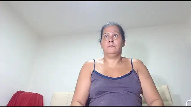 womancute online show from January 5, 2025, 4:58 am