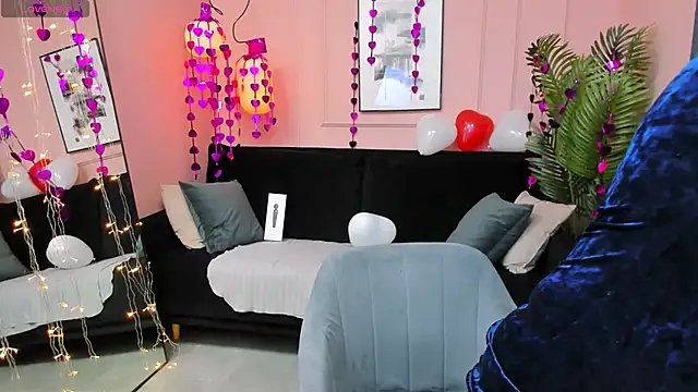 GabrielGold online show from February 12, 2026, 8:48 pm