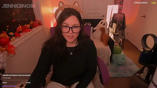 JennKenobi online show from September 25, 2025, 3:16 pm